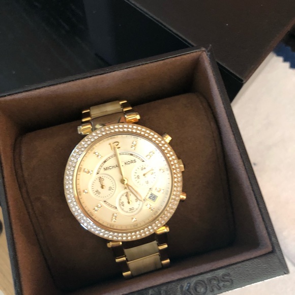 Perfect Micheal Kors gold/ivory chronograph watch main image 5